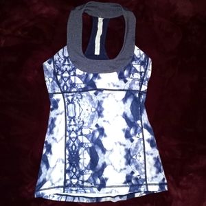 Lululemon top